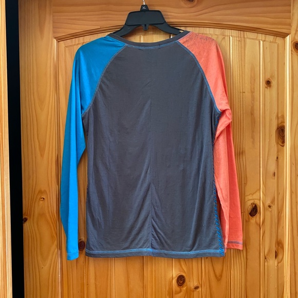 Cowgirl Tuff M Long Sleeve Embroidered Long Sleeve Top - Picture 4 of 9